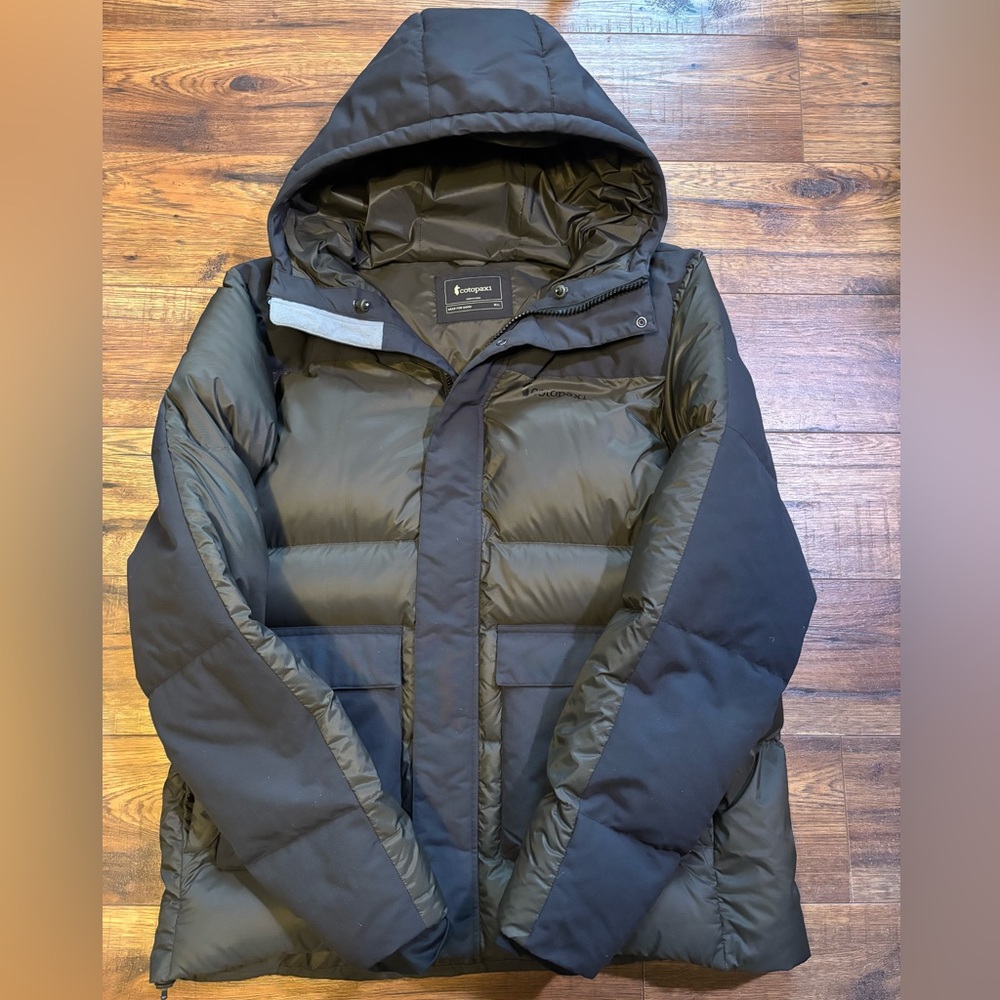 Cotopaxi - Solazo Down Parka - Men’s XL (fits more like a Large) - Gray/Black